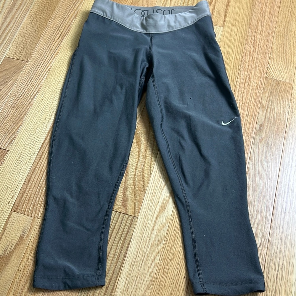 Nike Dri-Fit Capris Size XS